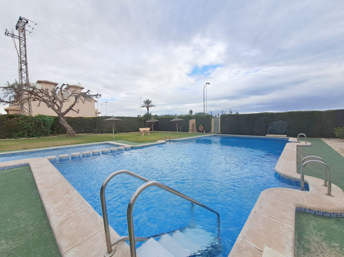 Image No.20-2 Bed Bungalow for sale