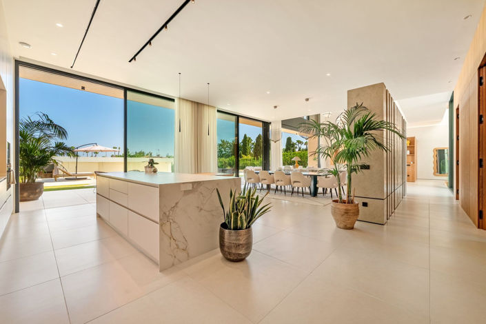 Image No.7-6 Bed Villa for sale