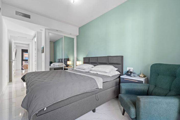 Image No.14-2 Bed Apartment for sale