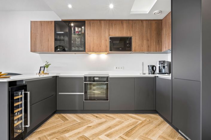 Image No.8-2 Bed Apartment for sale