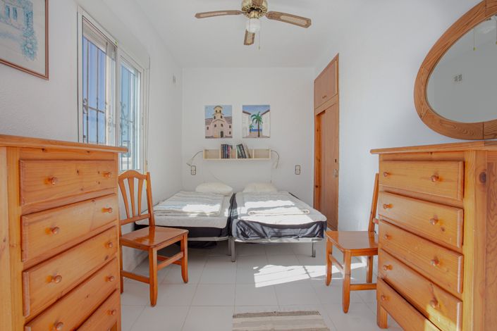 Image No.18-3 Bed Villa for sale