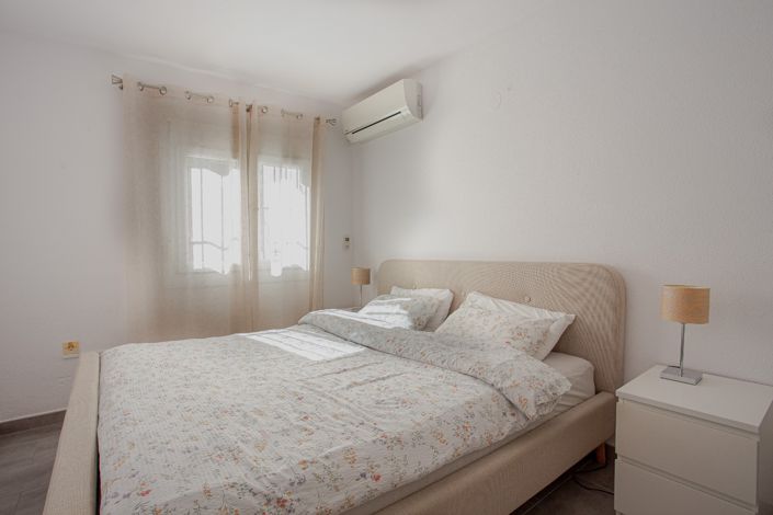 Image No.15-3 Bed Villa for sale