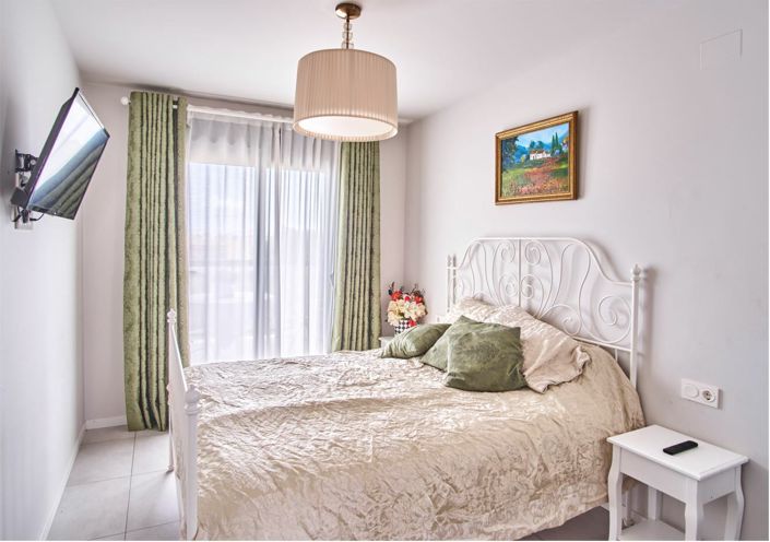 Image No.7-2 Bed Apartment for sale