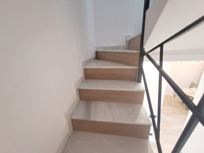 Image No.14-3 Bed Townhouse for sale