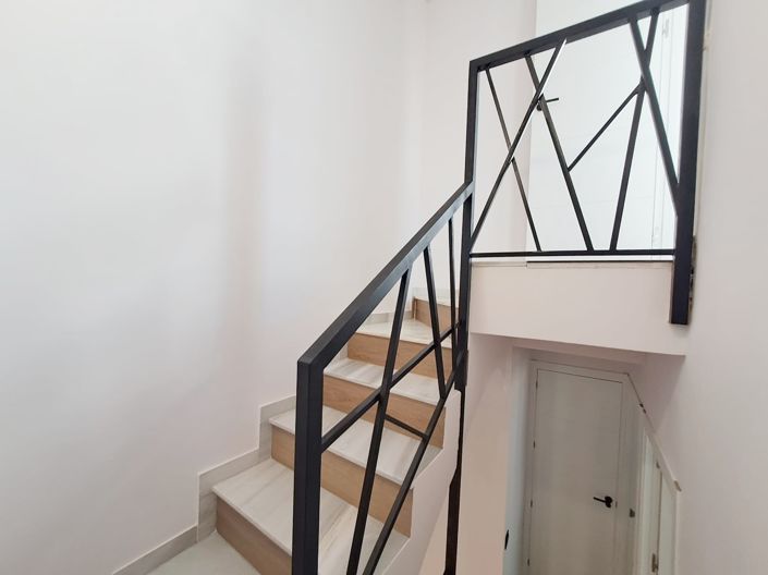 Image No.22-3 Bed Townhouse for sale