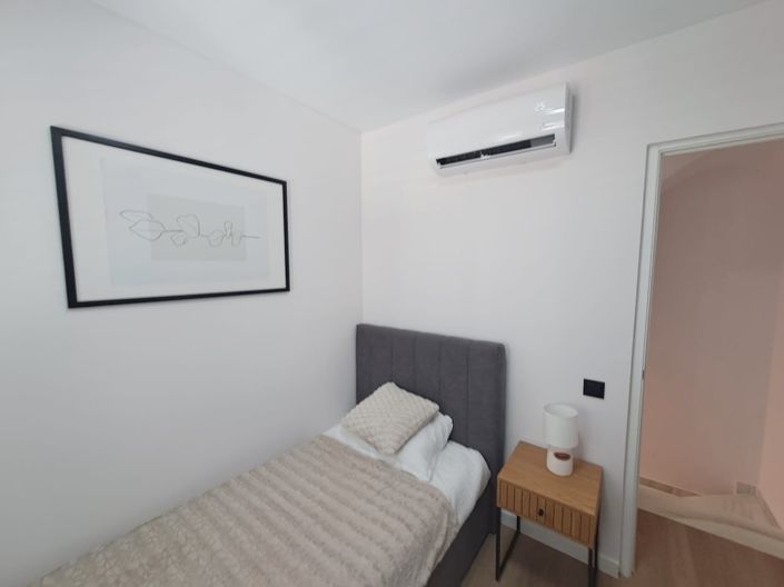 Image No.24-3 Bed Townhouse for sale