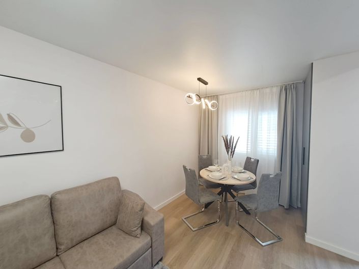 Image No.9-3 Bed Townhouse for sale