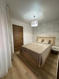 m-xuzne19ss1733758884-fullhd