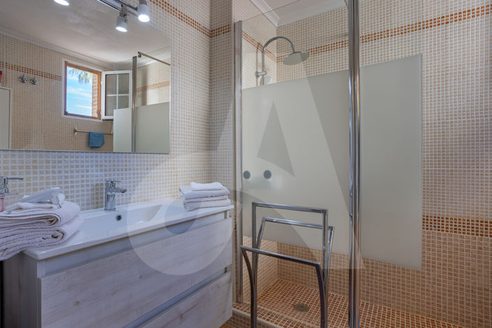 Image No.22-3 Bed Villa for sale