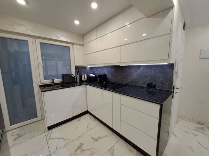 Image No.10-3 Bed Apartment for sale