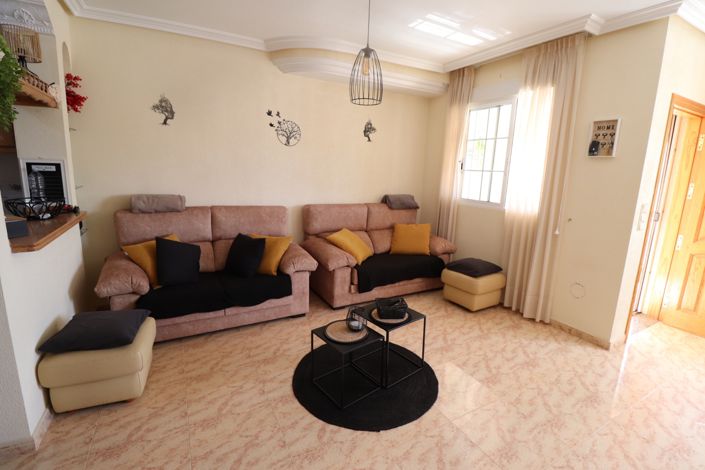 Image No.9-3 Bed Townhouse for sale