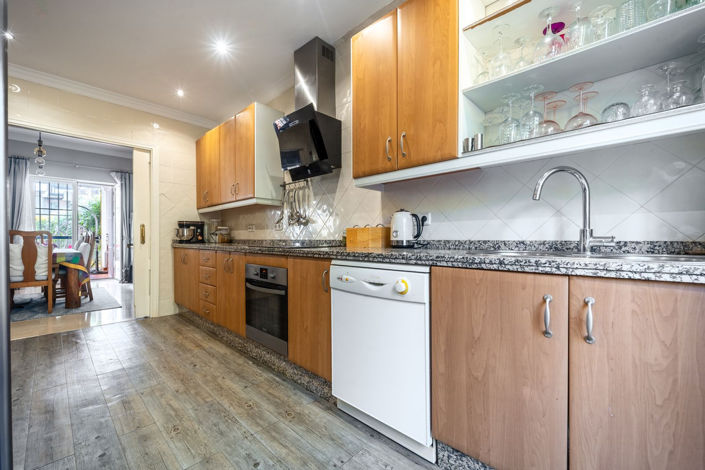 Image No.13-3 Bed Townhouse for sale