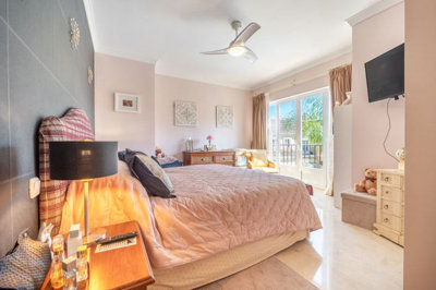 14-d70dc3102c00d7be0e872dfe1c1f86d7