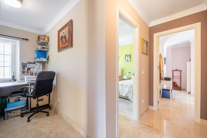 Image No.27-3 Bed Townhouse for sale