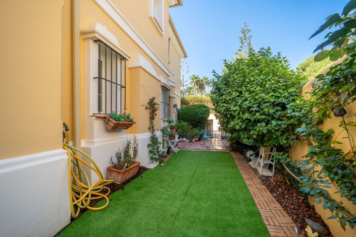 Image No.31-3 Bed Townhouse for sale