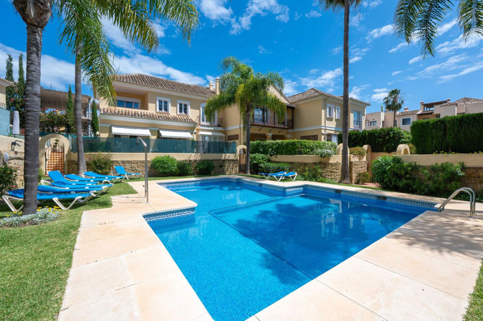 Image No.37-3 Bed Townhouse for sale