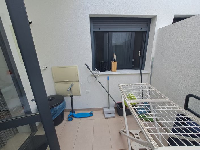 Image No.12-3 Bed Townhouse for sale