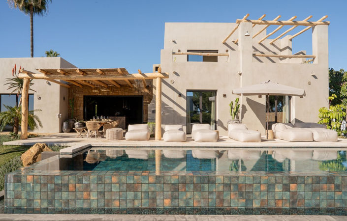 Image No.2-5 Bed Villa for sale