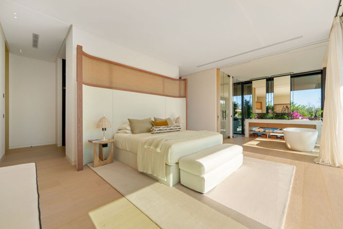 Image No.19-6 Bed Villa for sale