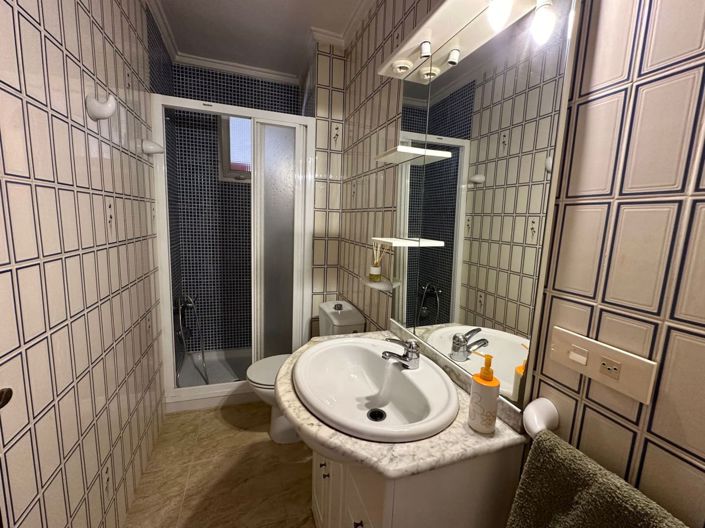 Image No.12-3 Bed Apartment for sale