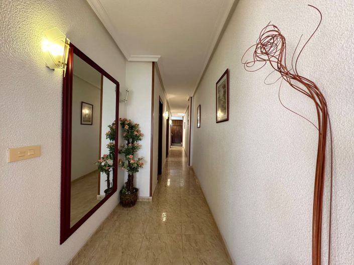 Image No.14-3 Bed Apartment for sale