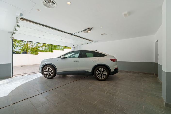 Image No.45-5 Bed Villa for sale