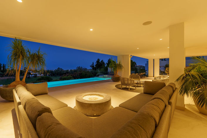 Image No.49-5 Bed Villa for sale