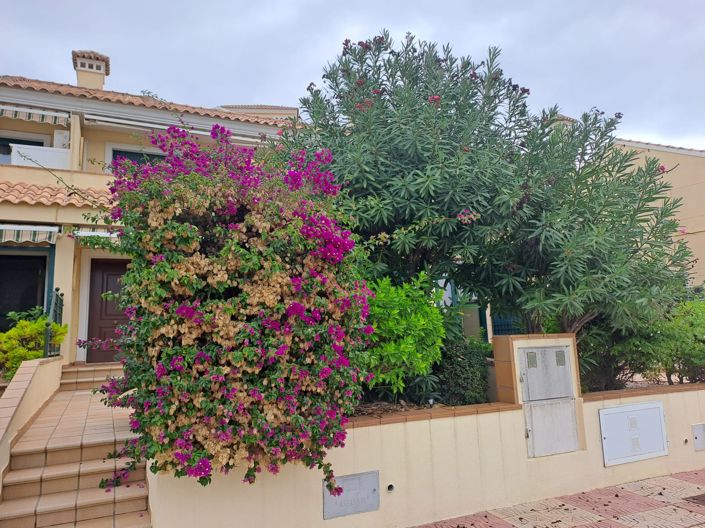 Image No.27-2 Bed Townhouse for sale