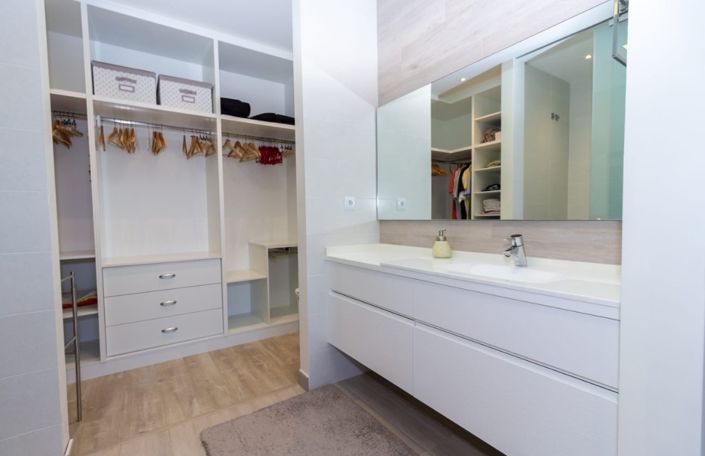 Image No.12-Maison de ville de 3 chambres à vendre à Benijofar