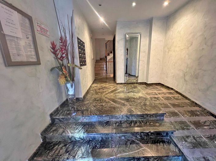 Image No.26-3 Bed Penthouse for sale