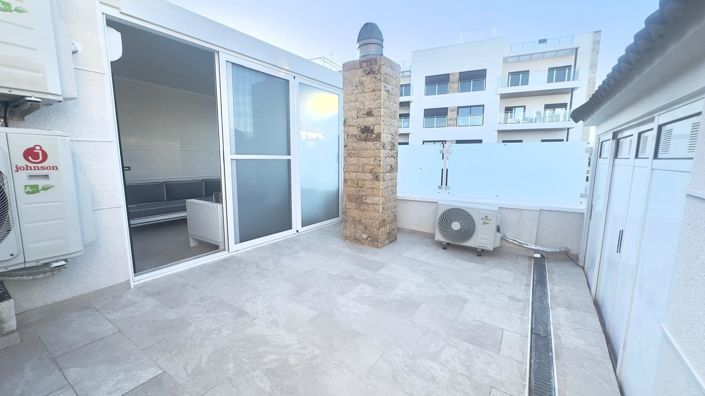 Image No.46-4 Bed Townhouse for sale