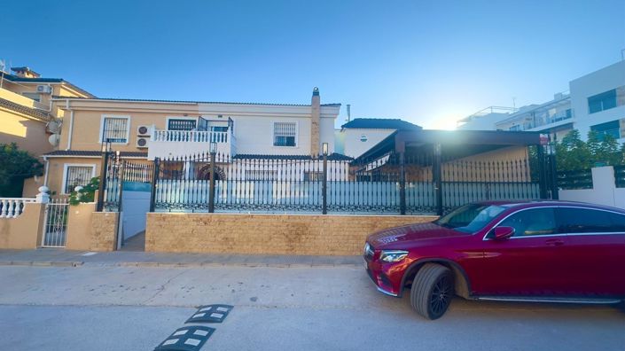 Image No.6-4 Bed Townhouse for sale