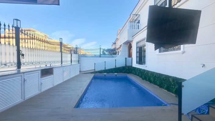 Image No.8-4 Bed Townhouse for sale