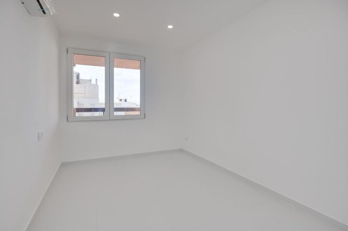 Image No.23-3 Bed Apartment for sale