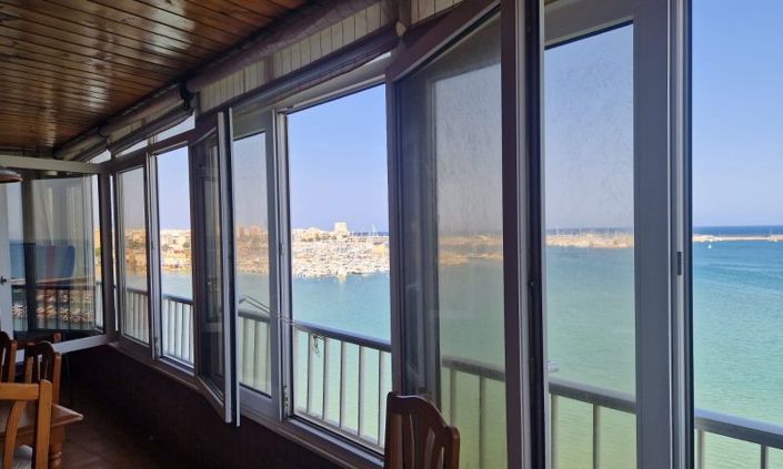 Image No.33-3 Bed Apartment for sale