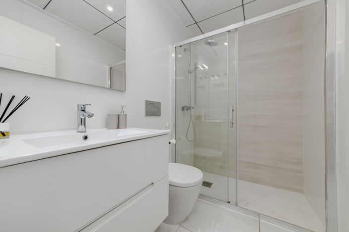 Image No.21-3 Bed Townhouse for sale