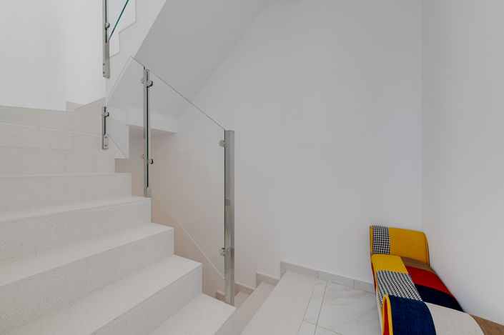 Image No.8-3 Bed Townhouse for sale