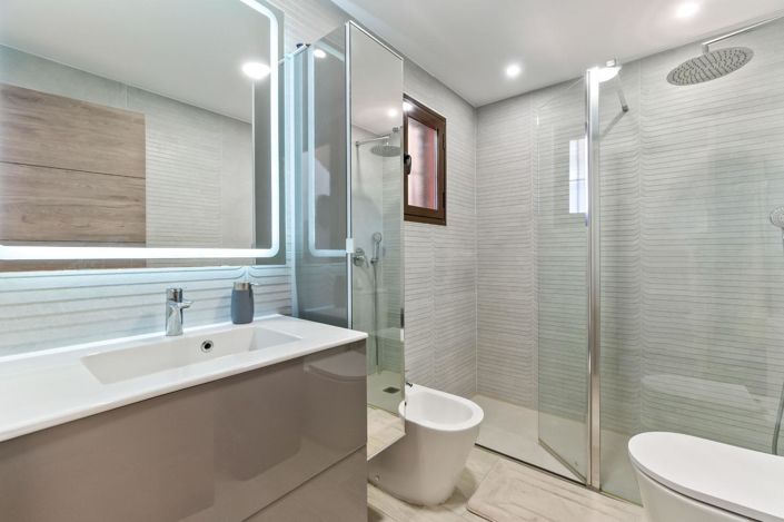 Image No.16-3 Bed Townhouse for sale