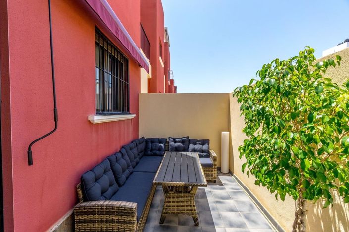 Image No.26-3 Bed Townhouse for sale