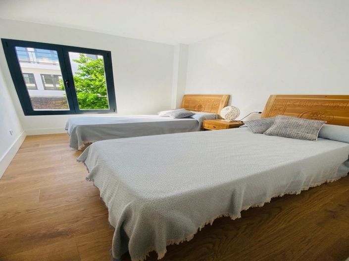 Image No.11-3 Bed Apartment for sale