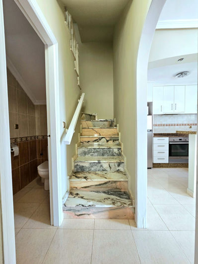 Image No.13-3 Bed House for sale