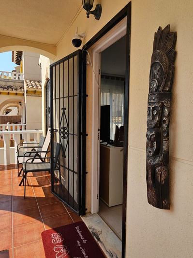 Image No.17-3 Bed House for sale