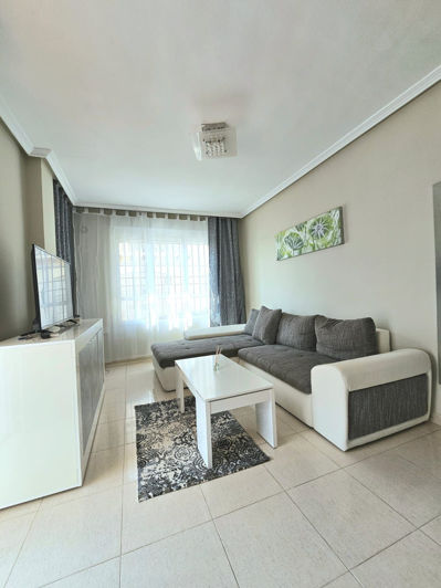 Image No.3-3 Bed House for sale