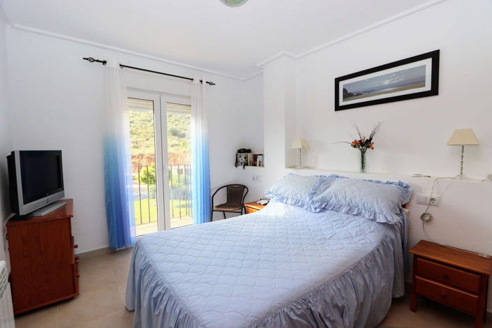 Image No.10-2 Bed Apartment for sale