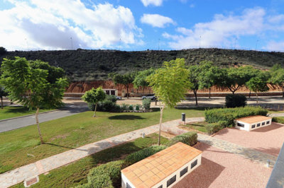 12-53013098fcab6c38b1379cd33298e050