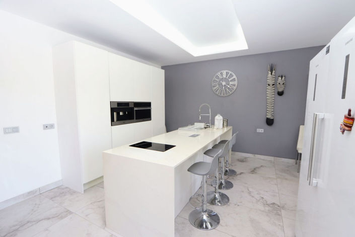 Image No.11-5 Bed House for sale