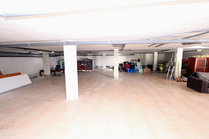 Image No.22-5 Bed House for sale