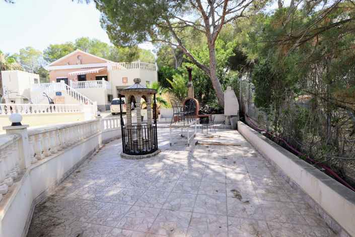 Image No.33-5 Bed House for sale