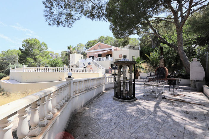 Image No.35-5 Bed House for sale