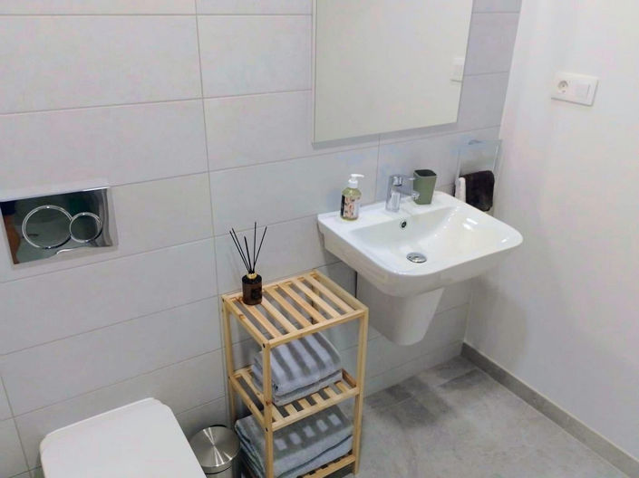 Image No.12-2 Bed Apartment for sale